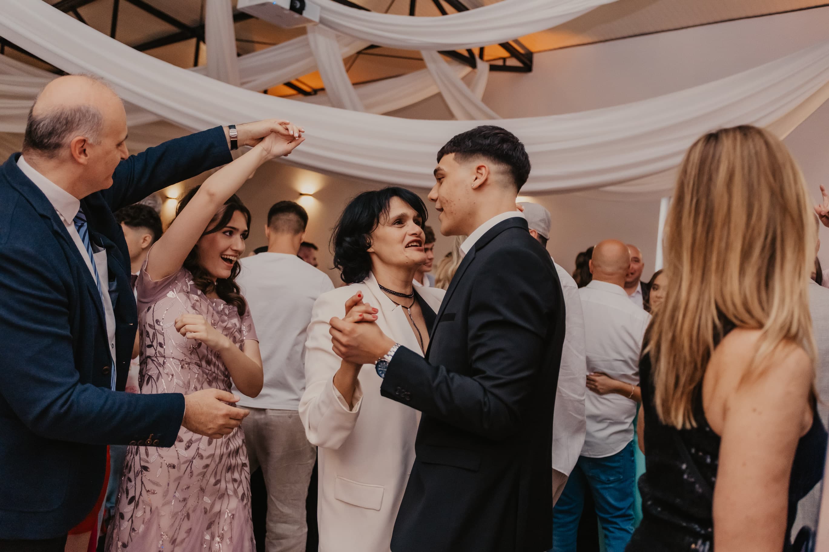 Opća privatna gimnazija — Zagreb — fotografija 38